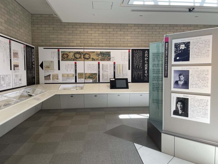 展示室1「歴史展示」。