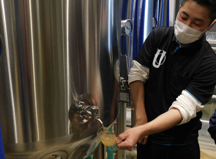 醸造見学・試飲は1500円。申し込みは『YUDANAKA BREWERY』へ。