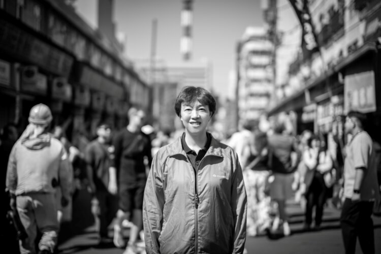 築地に通い続けて20年。街と人をつなぐ案内人、『ぷらっと築地』山﨑徳子さん【続・築地の人びと】