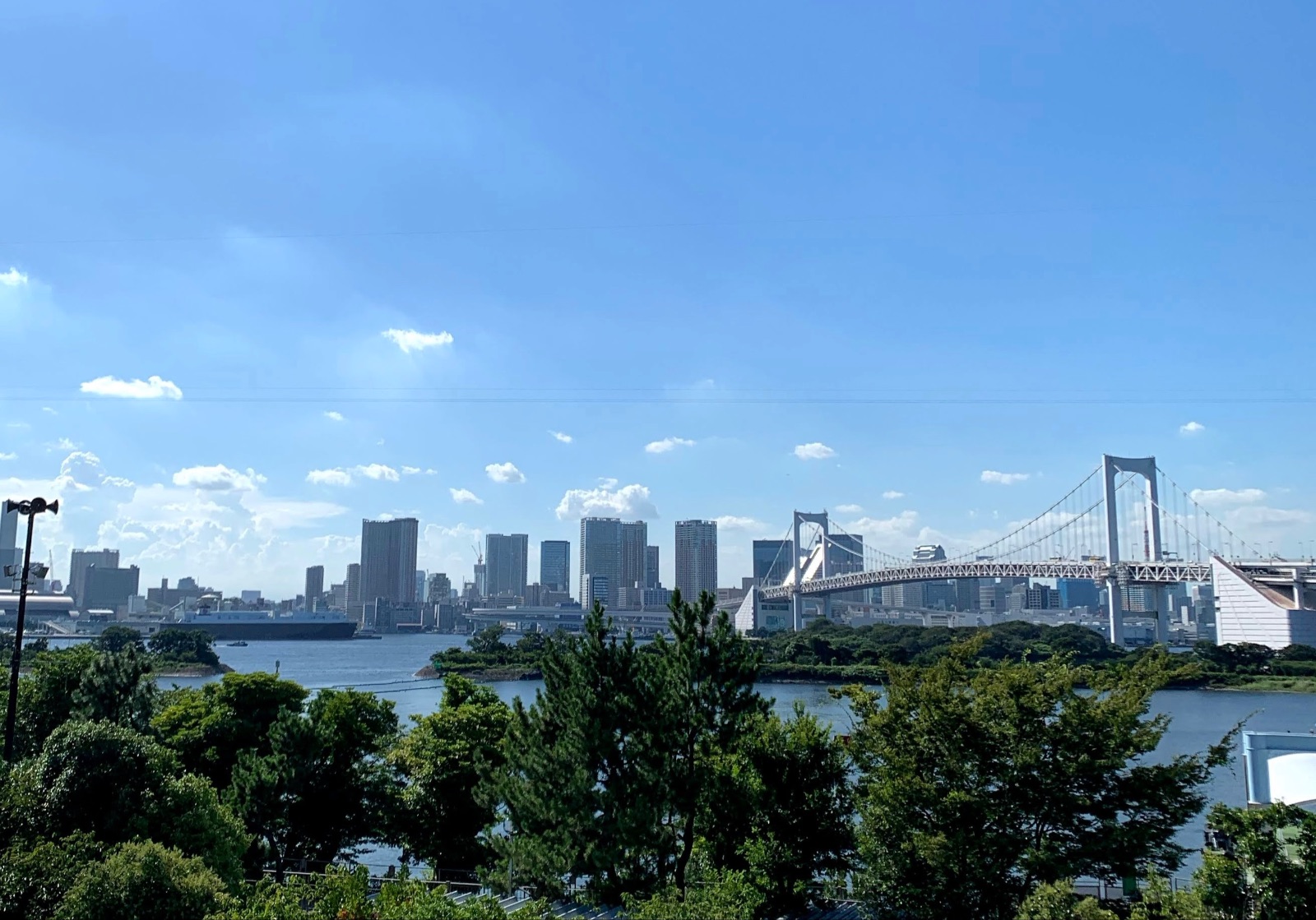 【夏の定番】お台場・シーサイドテラスで東京湾を一望する！